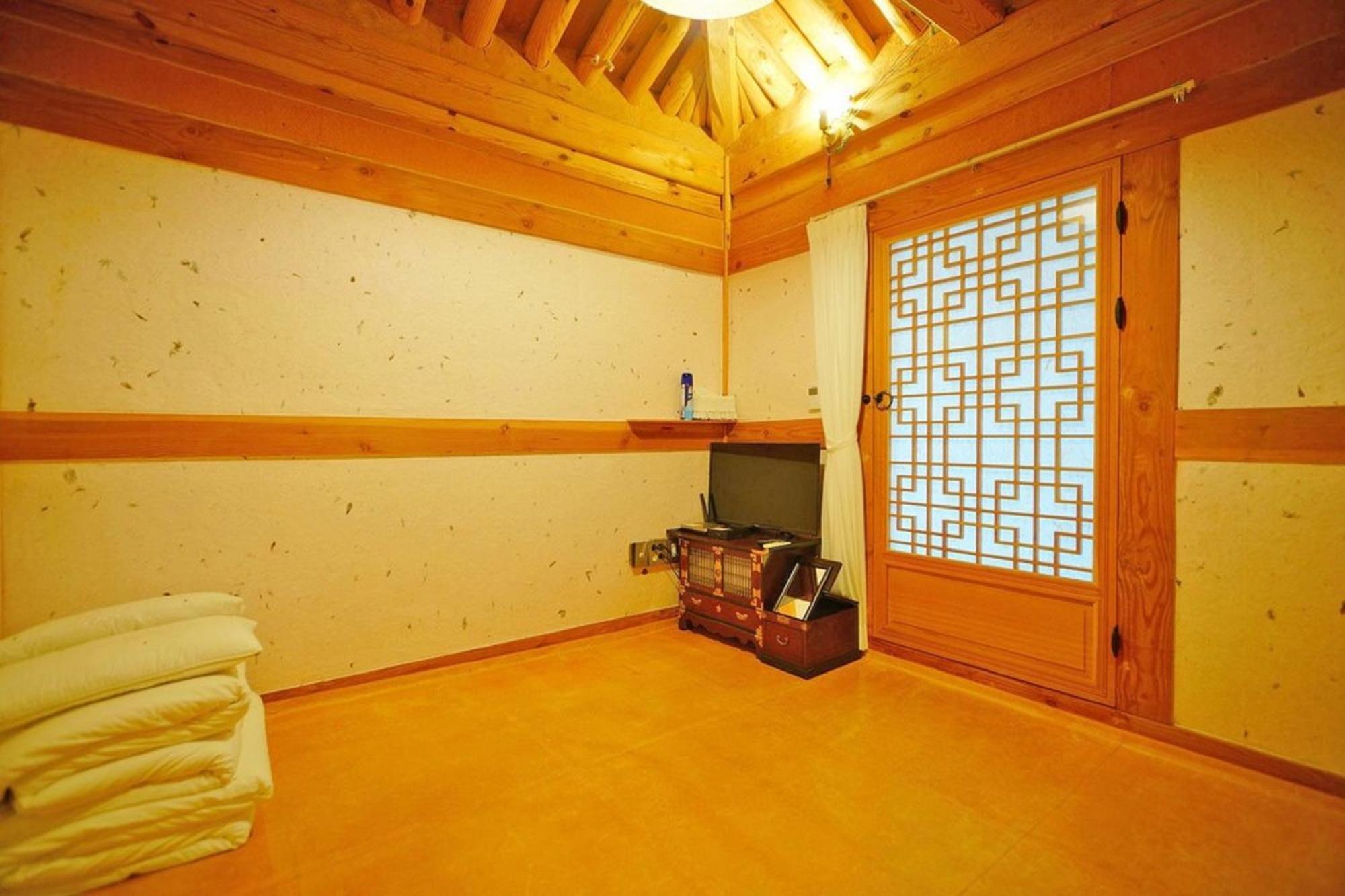 Hanok Gotaek Goeul Чонджу Екстериор снимка