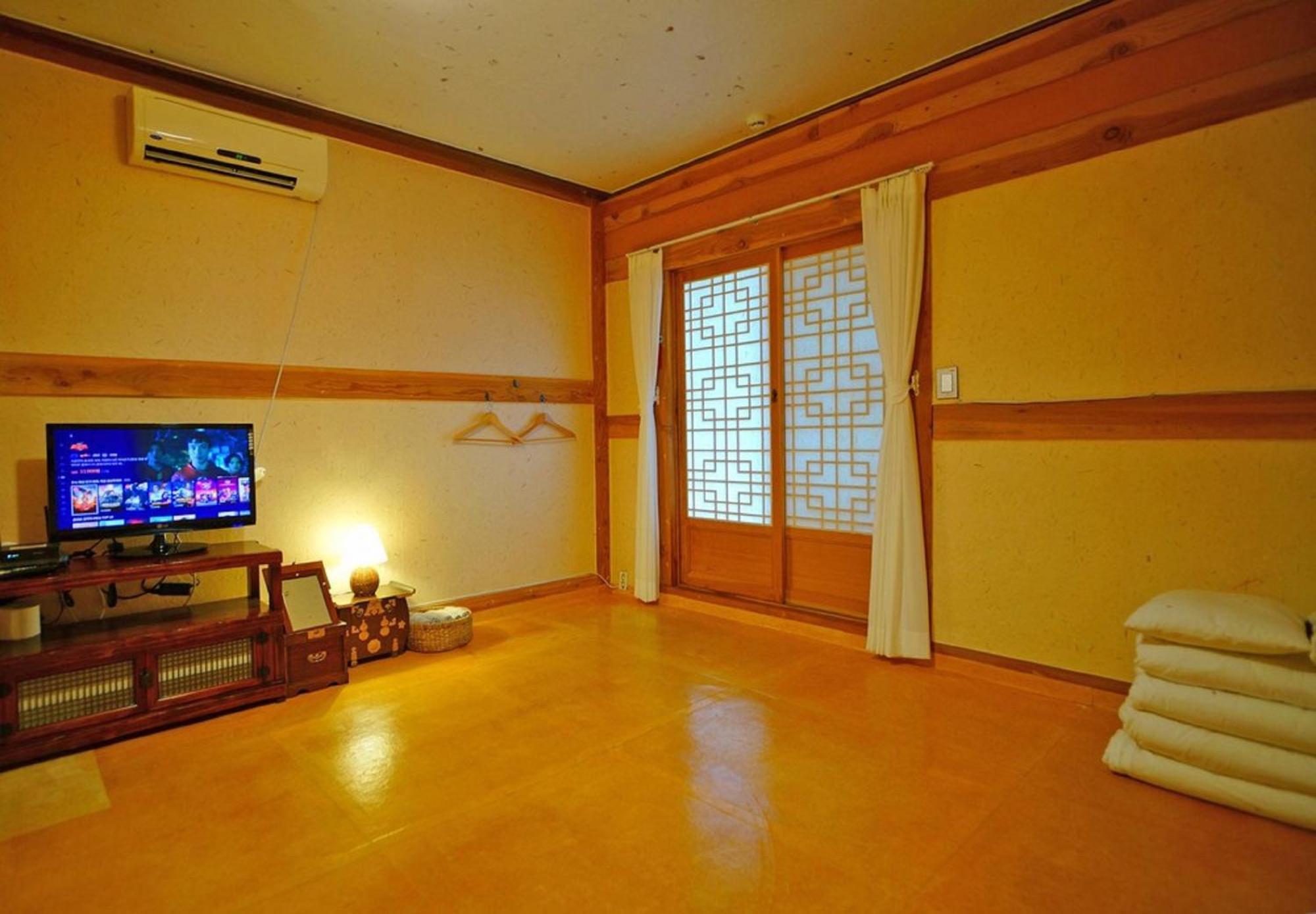 Hanok Gotaek Goeul Чонджу Екстериор снимка