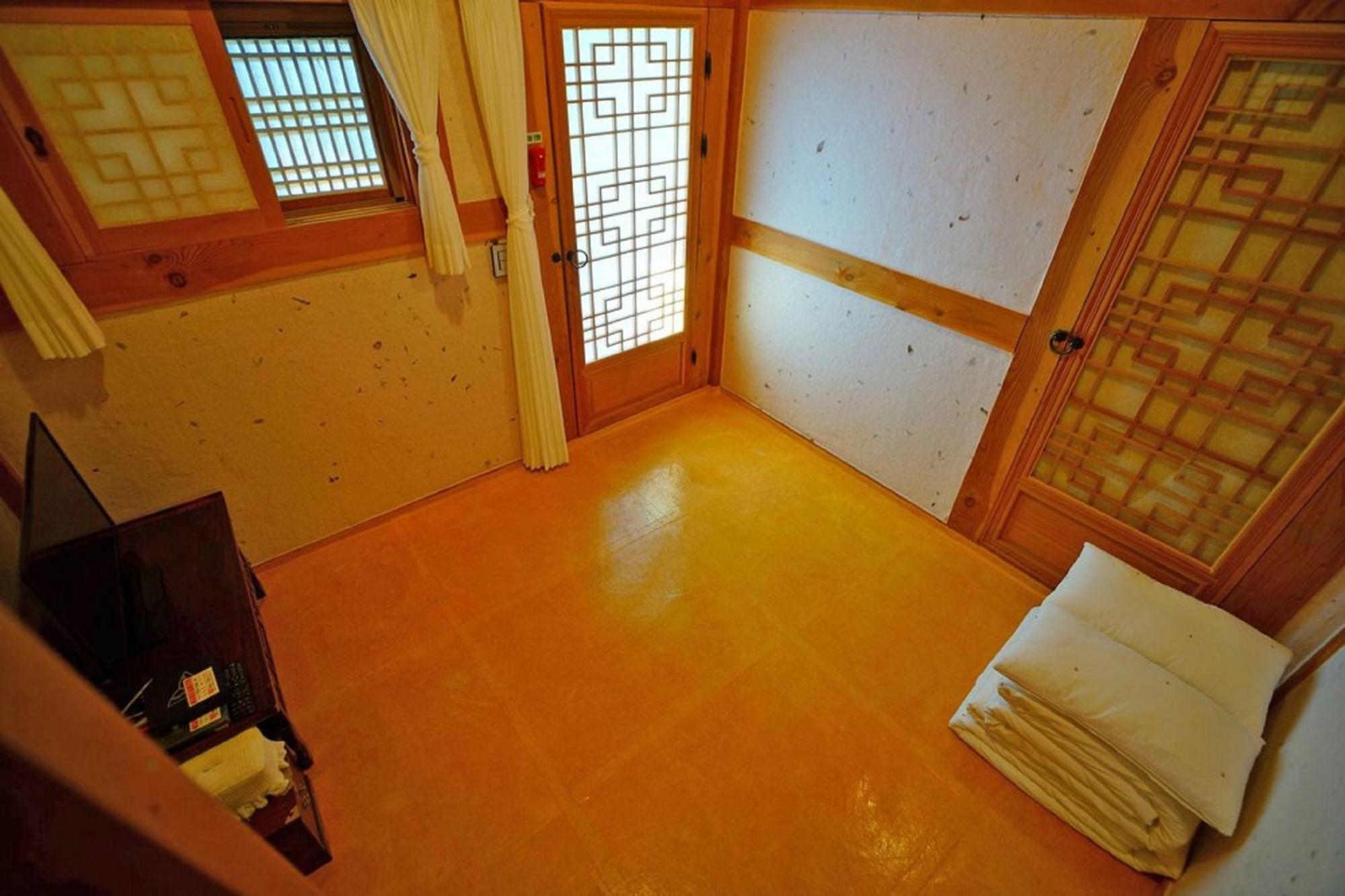 Hanok Gotaek Goeul Чонджу Екстериор снимка
